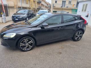VOLVO V40 usata, con Bracciolo