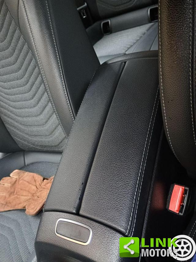 MERCEDES-BENZ GLA 250 usata, con Regolazione elettrica sedili