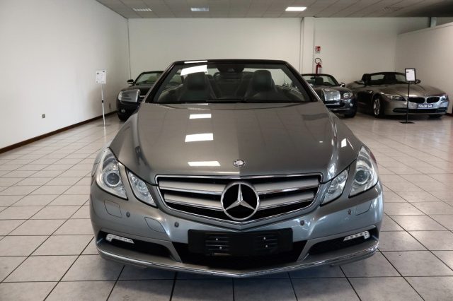 MERCEDES-BENZ E 200 usata, con Airbag Passeggero