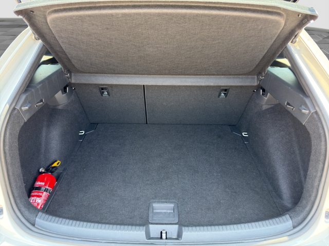 VOLKSWAGEN Taigo usata 13
