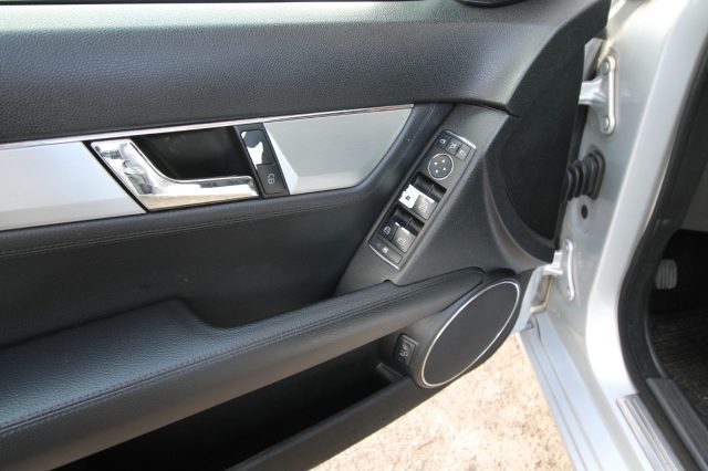 MERCEDES-BENZ C 220 usata, con Cerchi in lega