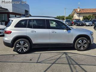 MERCEDES-BENZ GLB 200 usata, con Alzacristalli elettrici