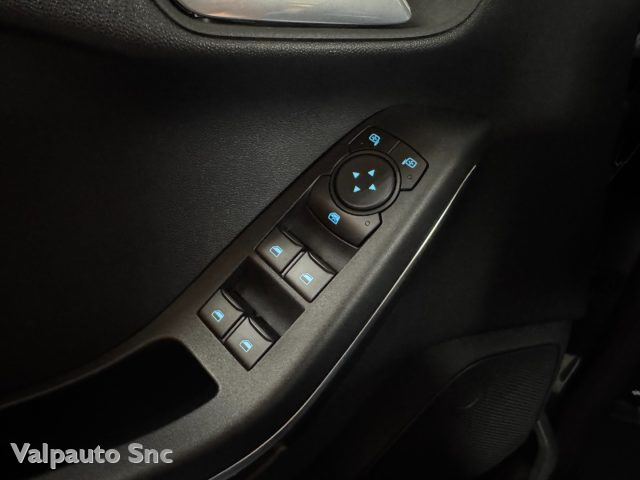 FORD Fiesta usata, con Servosterzo