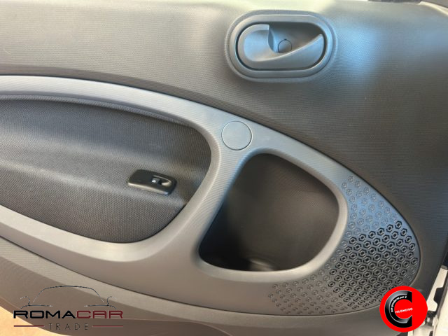 SMART ForTwo usata, con USB