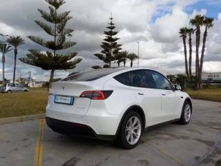 TESLA Model Y usata, con Alzacristalli elettrici
