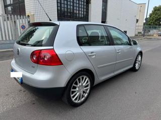 VOLKSWAGEN Golf usata, con Autoradio