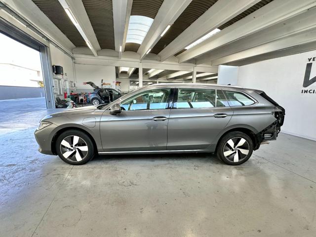 VOLKSWAGEN Passat usata, con Airbag Passeggero