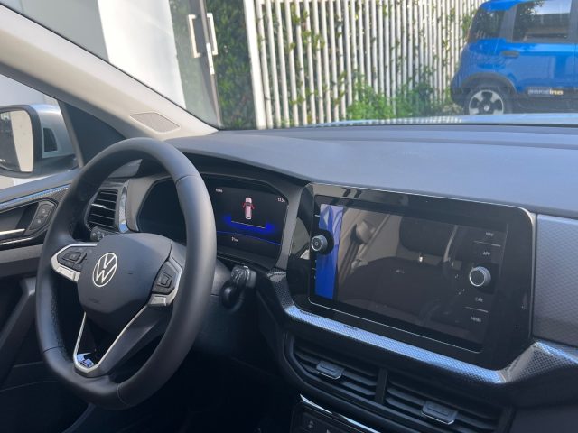 VOLKSWAGEN T-Cross usata, con Controllo automatico clima