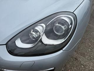 PORSCHE Cayenne usata, con USB