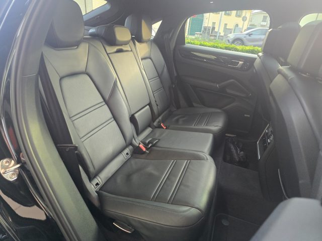 PORSCHE Cayenne usata, con Hotspot Wi-Fi