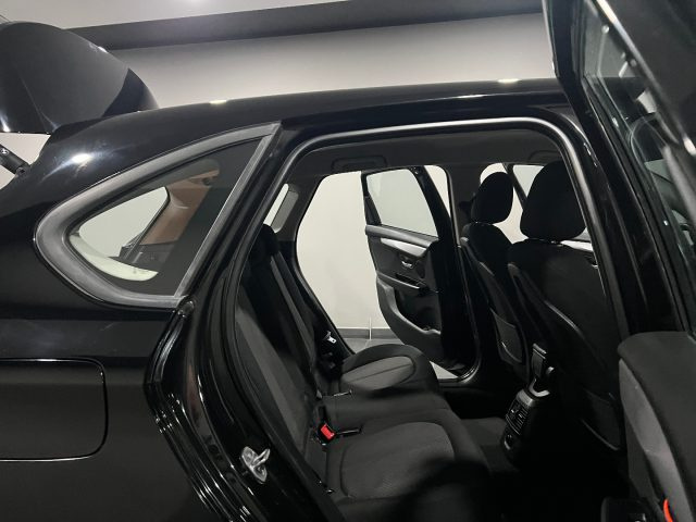 BMW 218 usata, con Controllo automatico clima