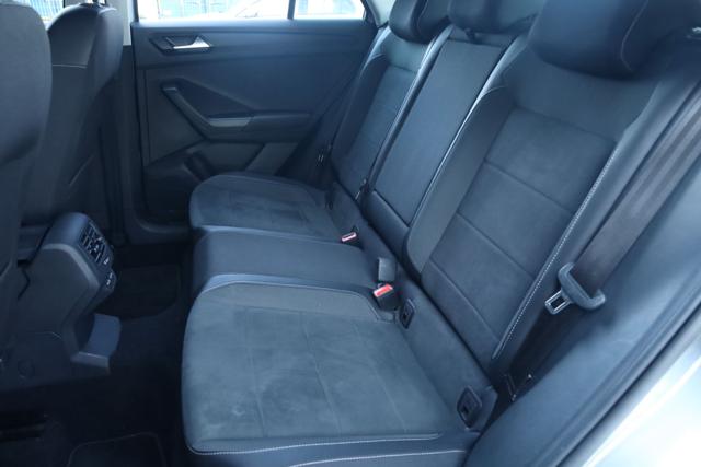 VOLKSWAGEN T-Roc usata, con Controllo automatico clima