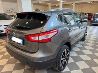 NISSAN Qashqai usata, con Autoradio