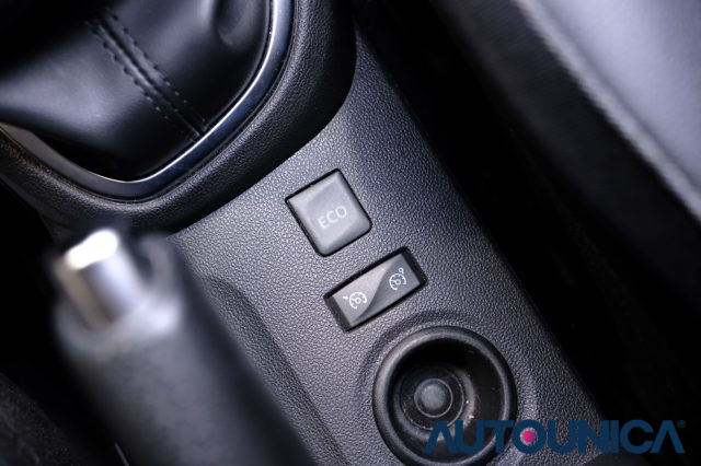 RENAULT Captur usata 38