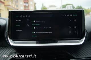 PEUGEOT 2008 usata, con Sensore di luce