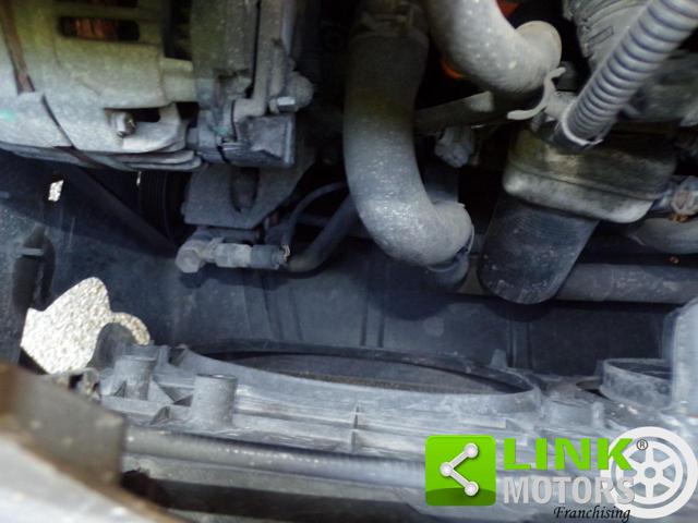 VOLKSWAGEN New Beetle usata 41