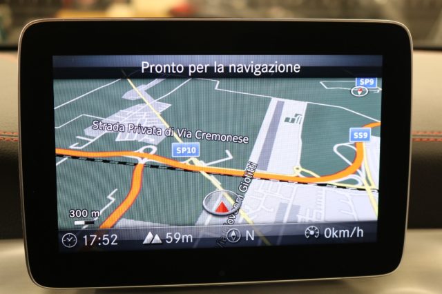 MERCEDES-BENZ CLA 200 usata, con Servosterzo