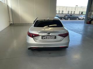 ALFA ROMEO Giulia usata, con Autoradio