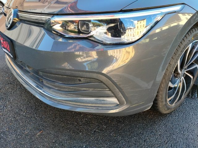 VOLKSWAGEN Golf Variant usata, con Fari LED
