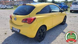 OPEL Corsa usata, con Airbag