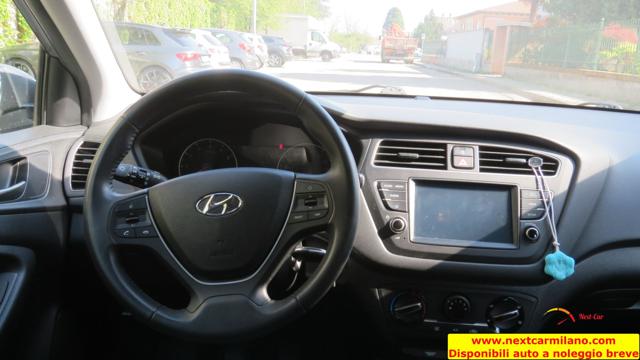 HYUNDAI i20 usata 45