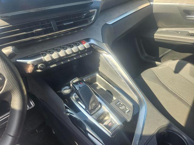 PEUGEOT 3008 usata, con Park Distance Control