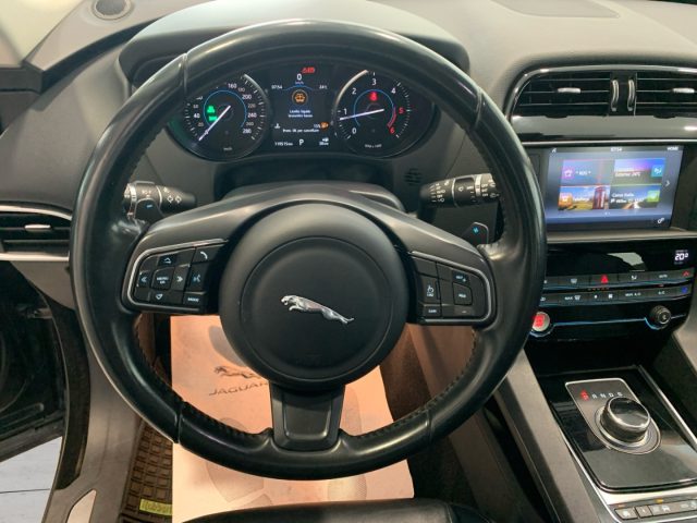 JAGUAR F-Pace usata, con Cruise Control