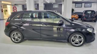 MERCEDES-BENZ B 180 usata, con Alzacristalli elettrici