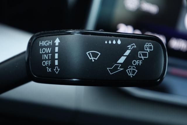 VOLKSWAGEN Golf usata, con Sedile posteriore sdoppiato