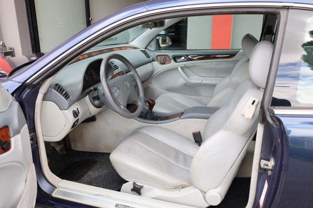 MERCEDES-BENZ CLK 200 usata, con Regolazione elettrica sedili
