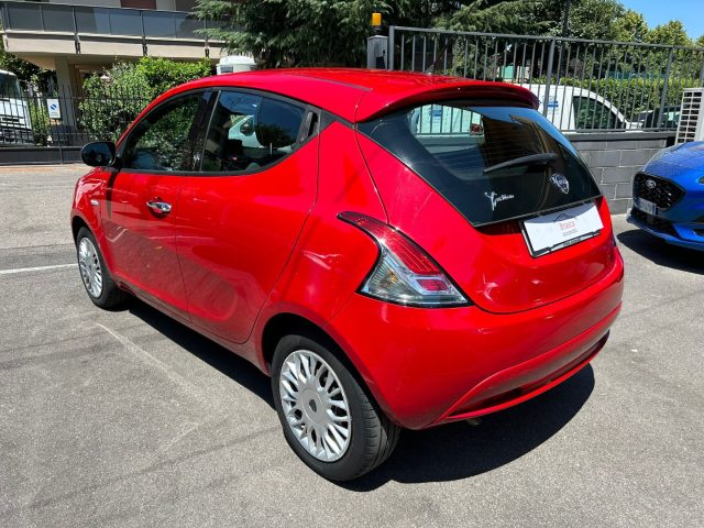 LANCIA Ypsilon usata, con Autoradio