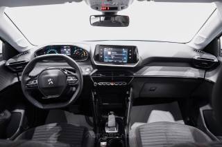 PEUGEOT 208 usata, con Luci diurne LED