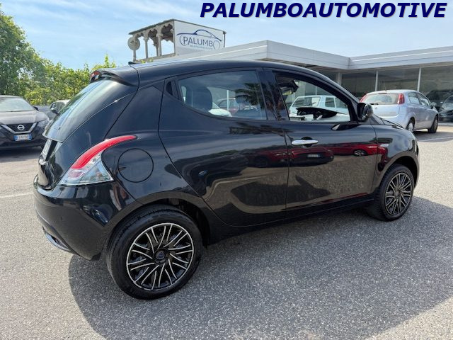 LANCIA Ypsilon usata, con Airbag Passeggero