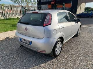 FIAT Punto usata, con Autoradio