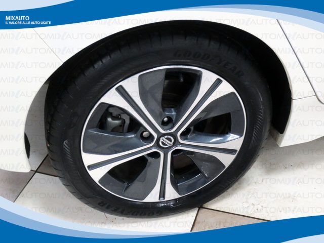 NISSAN Leaf usata, con Park Distance Control