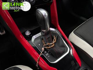 VOLKSWAGEN T-Roc usata, con USB