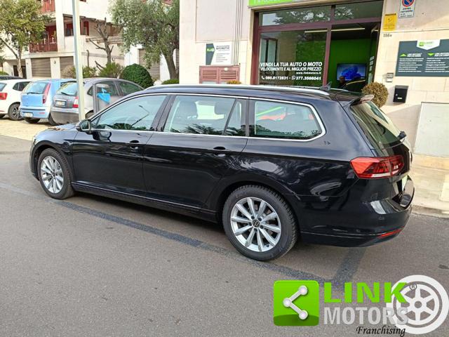 VOLKSWAGEN Passat Variant usata, con Regolazione elettrica sedili