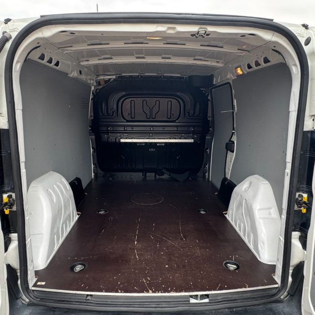FIAT Doblo usata, con Bluetooth