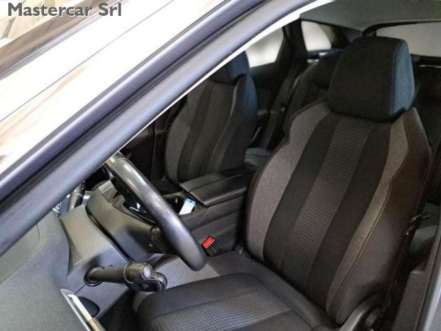 PEUGEOT 3008 usata, con Boardcomputer