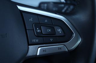 VOLKSWAGEN Golf usata, con Volante in pelle