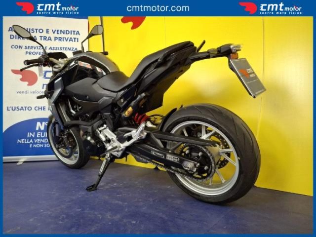 BMW F 900 R usata 8