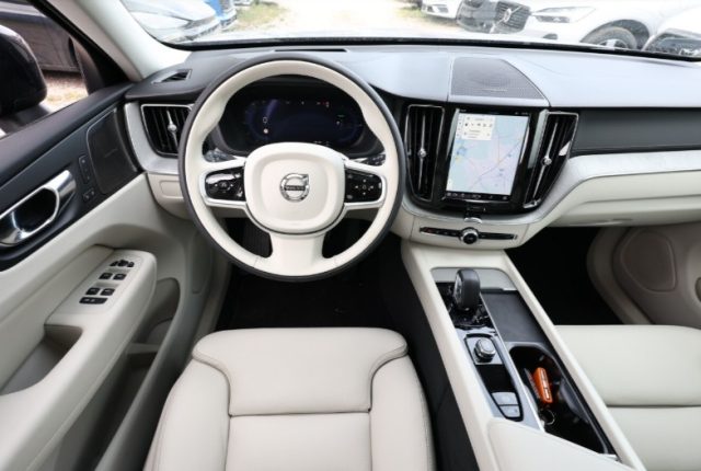 VOLVO XC60 usata, con Autoradio