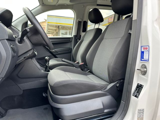 VOLKSWAGEN Caddy usata, con Airbag testa
