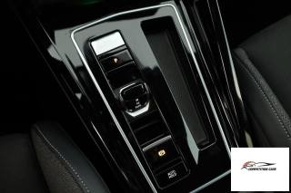 VOLKSWAGEN Golf usata, con Fari LED