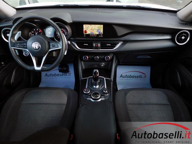 ALFA ROMEO Stelvio usata, con Volante in pelle