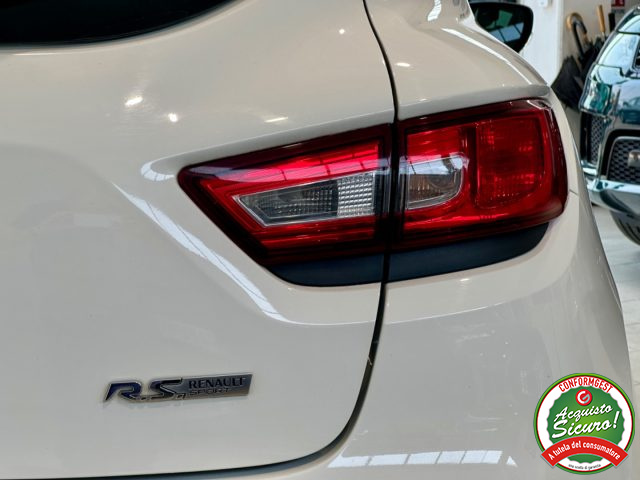 RENAULT Clio usata, con Autoradio