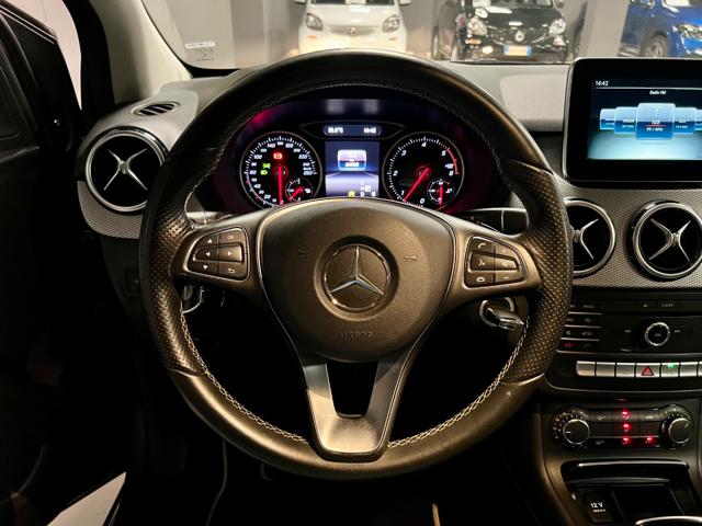 MERCEDES-BENZ B 200 usata, con Chiusura centralizzata