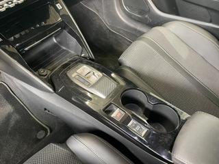 PEUGEOT 208 usata, con USB