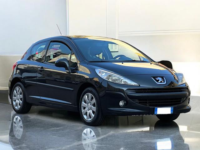 PEUGEOT 207 usata, con ABS