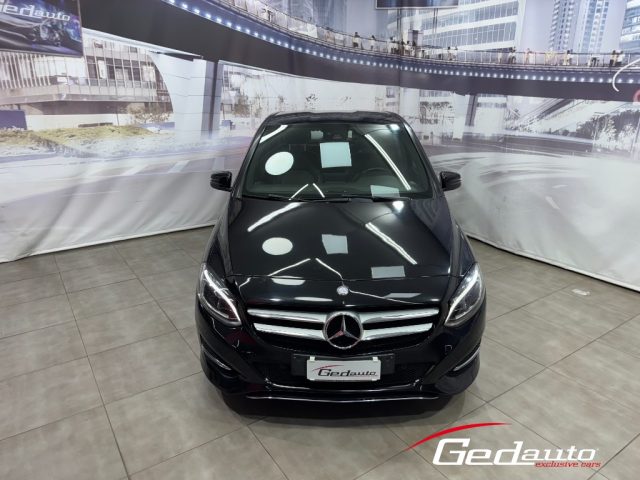 MERCEDES-BENZ B 180 usata, con Airbag